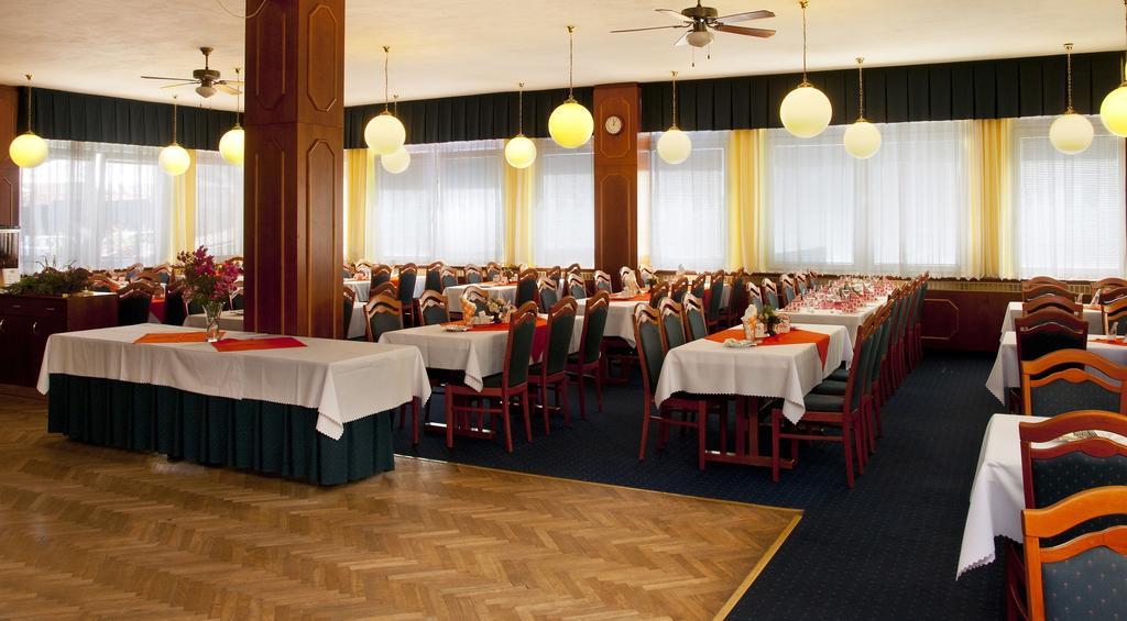 Hotel Slunce Havlíčkův Brod Eksteriør bilde